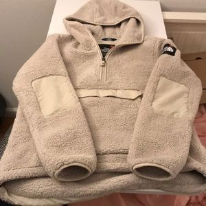LIMITED EDITION North Face Campshire Pullover